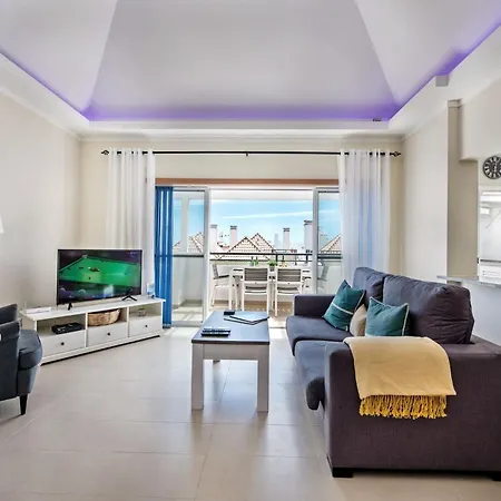 Apartamento Azul-chic Penthouse With Sun Deck & Pool