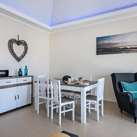 Azul-chic Penthouse With Sun Deck & Pool Apartament