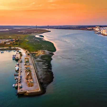 Azul-chic Penthouse With Sun Deck & Pool *