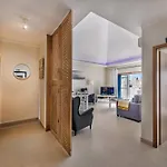 דירה Azul-chic Penthouse With Sun Deck & Pool *